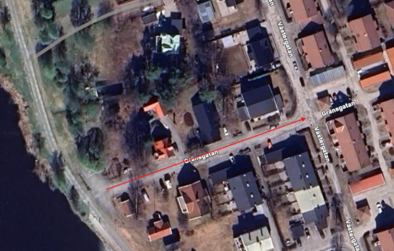 Kartbild som visar arbetsriktningen på Gränsgatan med en pil mot Västergatan.